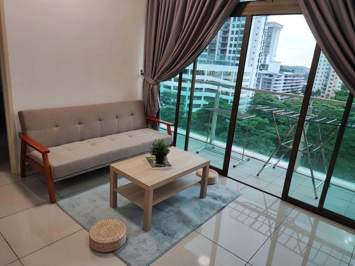 Calm And Peaceful View Mount Austin Apartemen Johor Bahru
